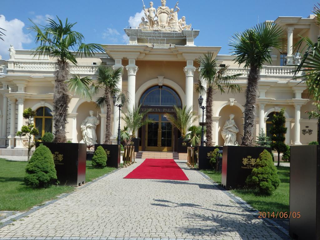 Hotel Venecia Palace Michalowice  Exterior photo